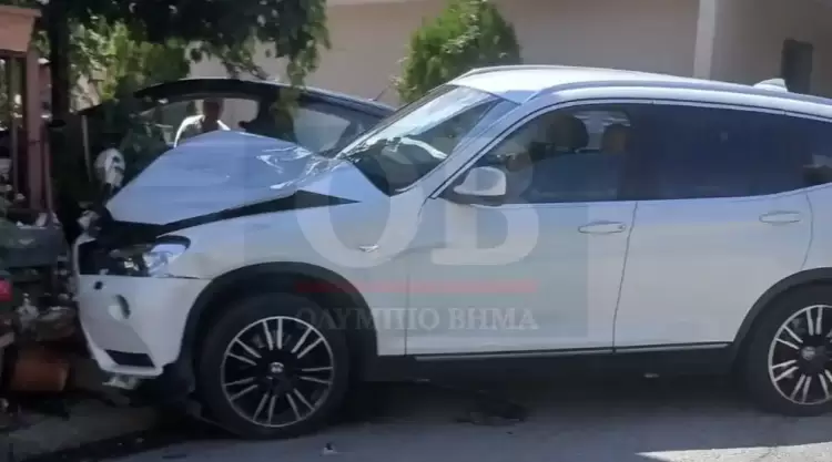 Πιερία: Τροχαίο στη Βροντού – Σύγκρουση οχήματος Ι.Χ. με ενοικιαζόμενο όχημα τουριστών