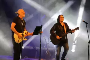 Πορτοκάλογλου και Κότσιρας έριξαν «μουσική αυλαία» στο 54ο Φεστιβάλ Ολύμπου