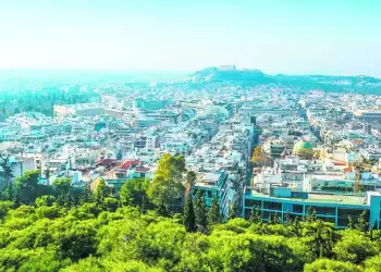 Πώς θα δίνονται οι κατοικίες με κοινωνική αντιπαροχή – Ετοιμάζεται νέο νομοθετικό πλαίσιο 