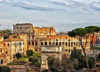 Πού ταξιδεύουν και πόσα ξοδεύουν οι Ελληνες στο εξωτερικό Πού ταξιδεύουν και πόσα ξοδεύουν οι Ελληνες στο εξωτερικό