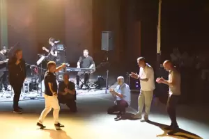 Συναυλία–αφιέρωμα στον μοναδικό Βασίλη Καρρά Συναυλία–αφιέρωμα στον μοναδικό Βασίλη Καρρά