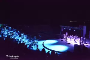 Συναυλία–αφιέρωμα στον μοναδικό Βασίλη Καρρά Συναυλία–αφιέρωμα στον μοναδικό Βασίλη Καρρά