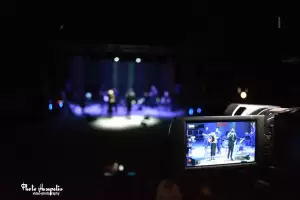 Συναυλία–αφιέρωμα στον μοναδικό Βασίλη Καρρά Συναυλία–αφιέρωμα στον μοναδικό Βασίλη Καρρά