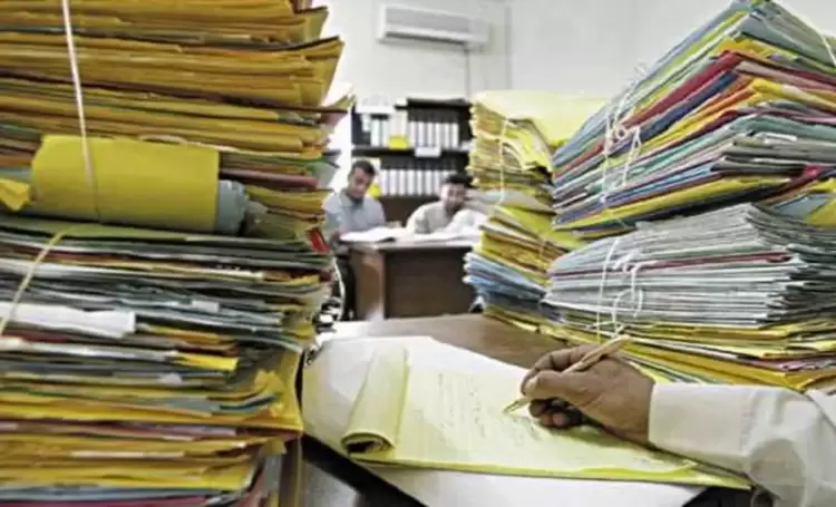 Θα πατάξομεν την γραφειοκρατίαν