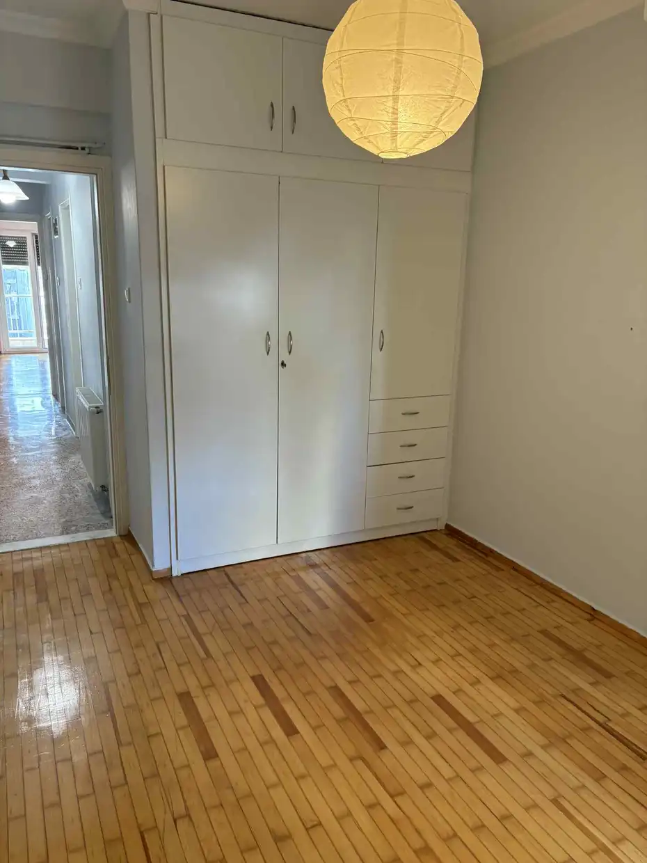 Θεσσαλονίκη – Ενοικιάζεται διαμέρισμα 90τμ σε άριστη κατάσταση, επί της Μαρτίου (100 μέτρα από το μετρό)