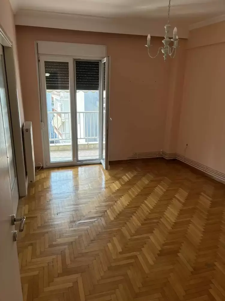 Θεσσαλονίκη – Ενοικιάζεται διαμέρισμα 90τμ σε άριστη κατάσταση, επί της Μαρτίου (100 μέτρα από το μετρό)