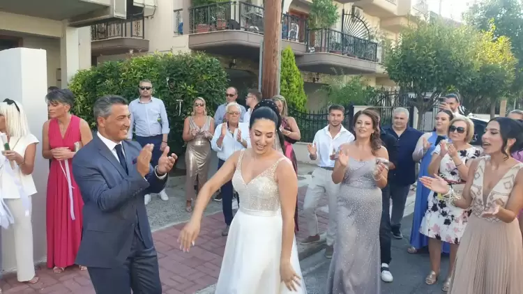 Ο Βασίλης Χαραλαμπίδης και η Αθηνά Καρύδη ενώθηκαν με τα δεσμά του γάμου στην Κατερίνη