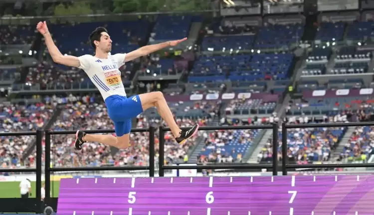 Μίλτος Τεντόγλου - Νίκησε τον νόμο της βαρύτητας