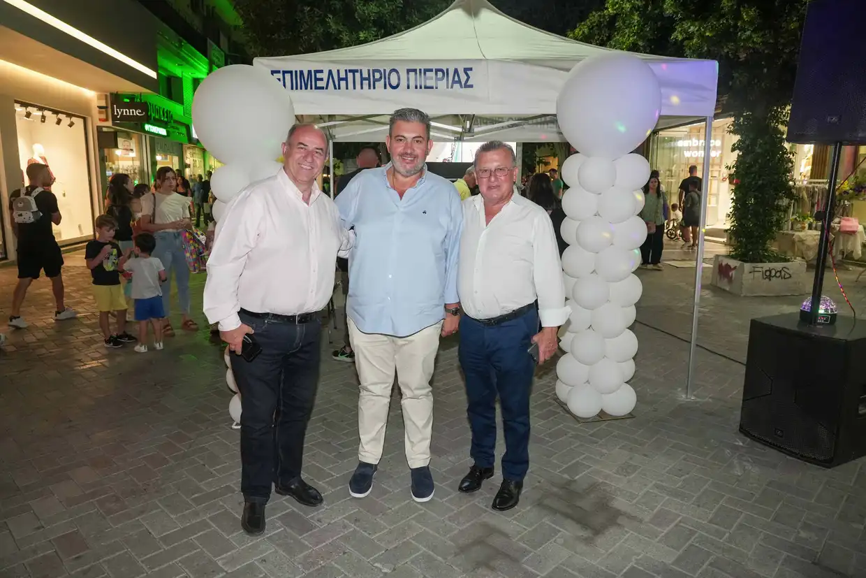 1η Λευκή Νύχτα Κατερίνης 2025: Πλήθος κόσμου στη μεγάλη γιορτή για την πόλη και την αγορά