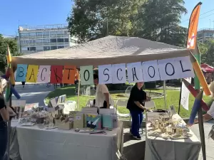 «back To School» περίπτερο από τη Μέριμνα Παιδιού Κατερίνης στην Πλατεία