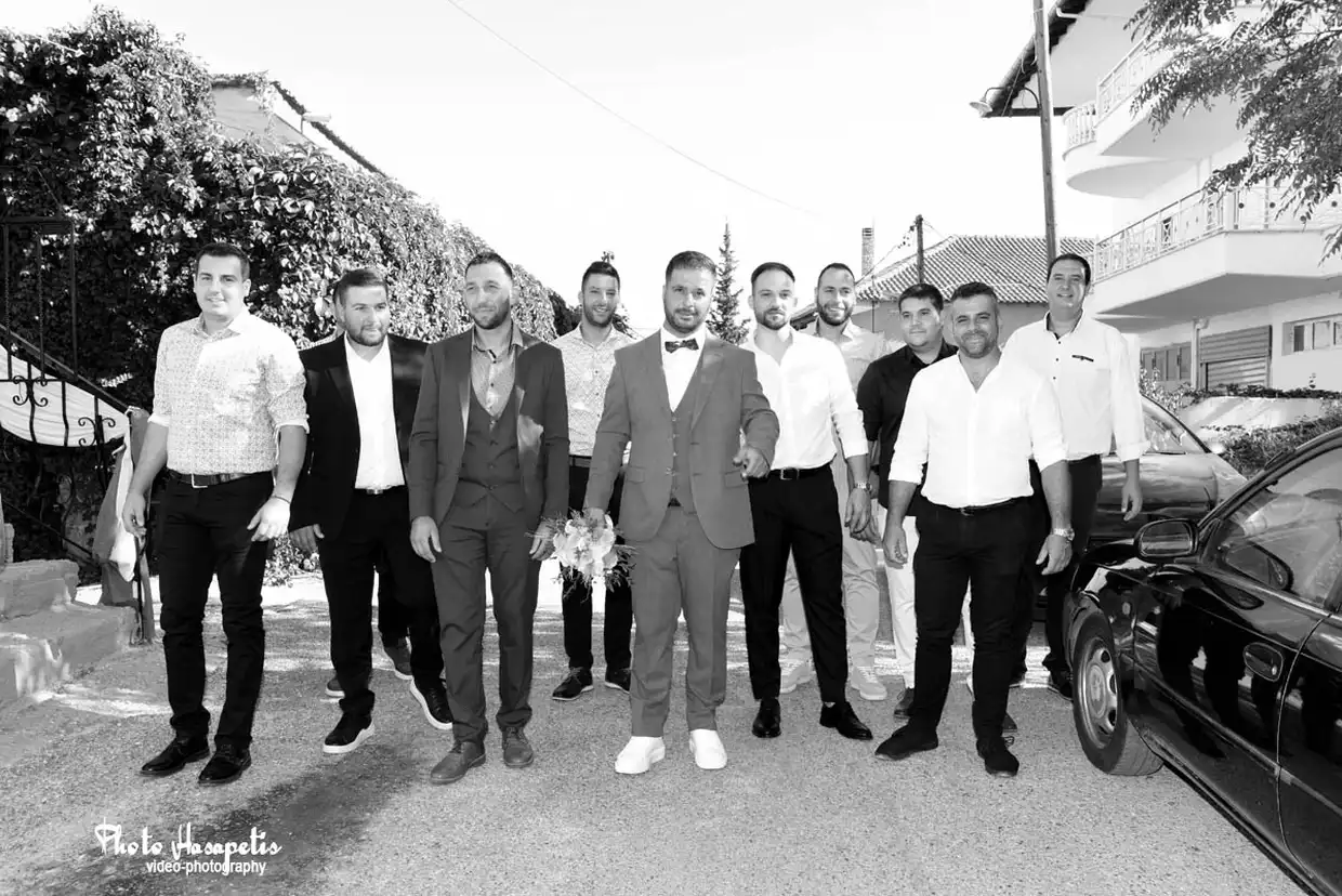 Ο γάμος του Κώστα & της Δέσποινας στην Αγία Θεοδώρα Κολινδρού Πιερίας Ο γάμος του Κώστα & της Δέσποινας στην Αγία Θεοδώρα Κολινδρού Πιερίας