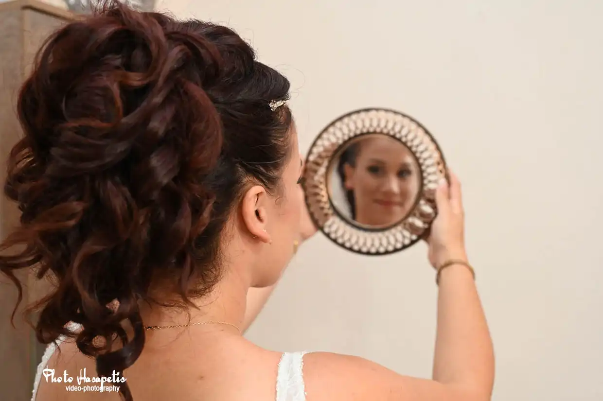 Ο γάμος του Κώστα & της Δέσποινας στην Αγία Θεοδώρα Κολινδρού Πιερίας Ο γάμος του Κώστα & της Δέσποινας στην Αγία Θεοδώρα Κολινδρού Πιερίας