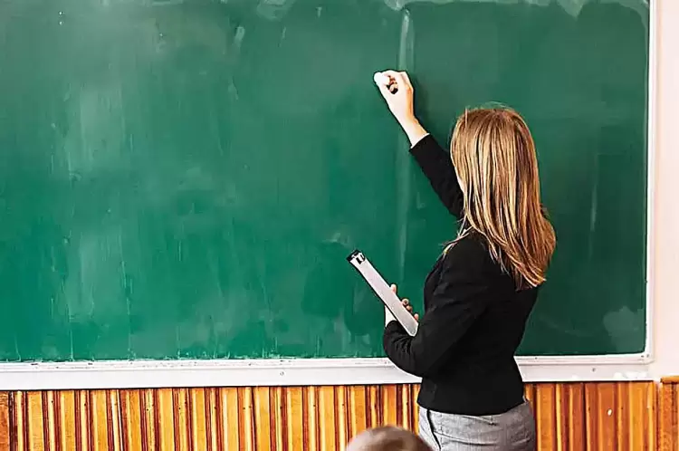 Αίτηση–Δήλωση Προτίμησης Σχολικών Μονάδων για Προσωρινούς Αναπληρωτές και Ωρομίσθιους Εκπαιδευτικούς ΔΥΠΑ (2025–2026)