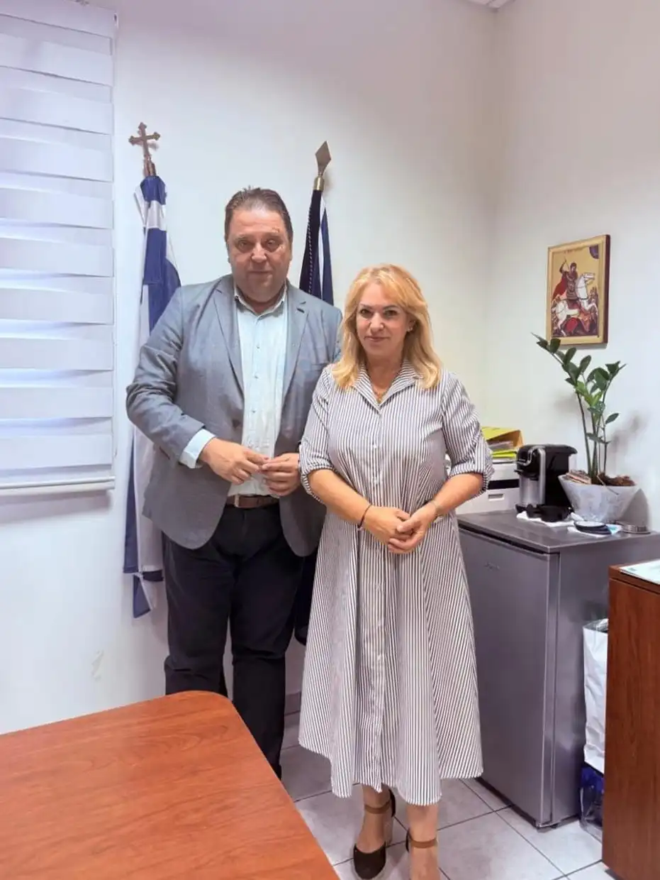 Άννα Μάνη: «Eπίσκεψη της Βουλευτή στη Δευτεροβάθμια και Πρωτοβάθμια Εκπαίδευση Πιερίας για την έναρξη της νέας σχολικής χρονιάς » . Άννα Μάνη: «eπίσκεψη της Βουλευτή στη Δευτεροβάθμια και Πρωτοβάθμια Εκπαίδευση Πιερίας για την έναρξη της νέας σχολικής χρονιάς » .