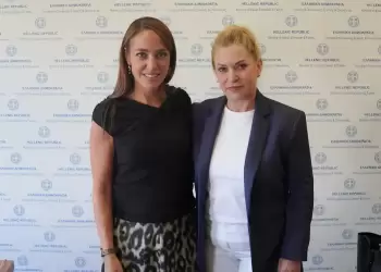 Άννα Μάνη: Συνάντηση της Βουλευτού με την Υπουργό Κοινωνικής Συνοχής και Οικογένειας Δόμνα Μιχαηλίδου Άννα Μάνη: Συνάντηση της Βουλευτού με την Υπουργό Κοινωνικής Συνοχής και Οικογένειας Δόμνα Μιχαηλίδου