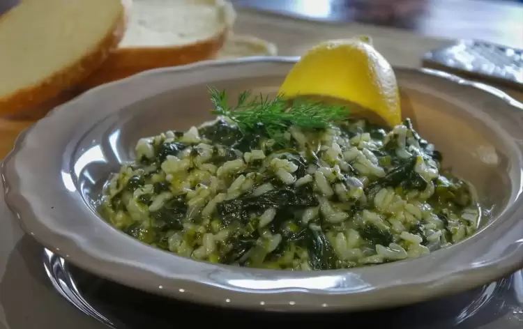 Διατροφή των παιδιών παλιά και σήμερα Διατροφή των παιδιών παλιά και σήμερα