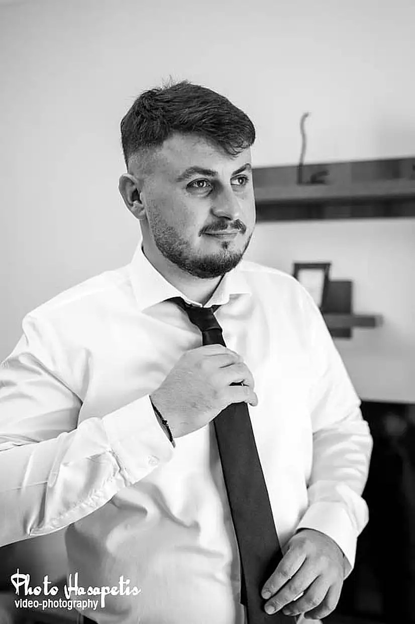 Διπλή χαρά για τον Ευθύμη Τσακίρη και tηn Θωμαή Ντούφα στην Αλεξάνδρεια (εικόνες) Διπλή χαρά για τον Ευθύμη Τσακίρη και Tηn Θωμαή Ντούφα στην Αλεξάνδρεια