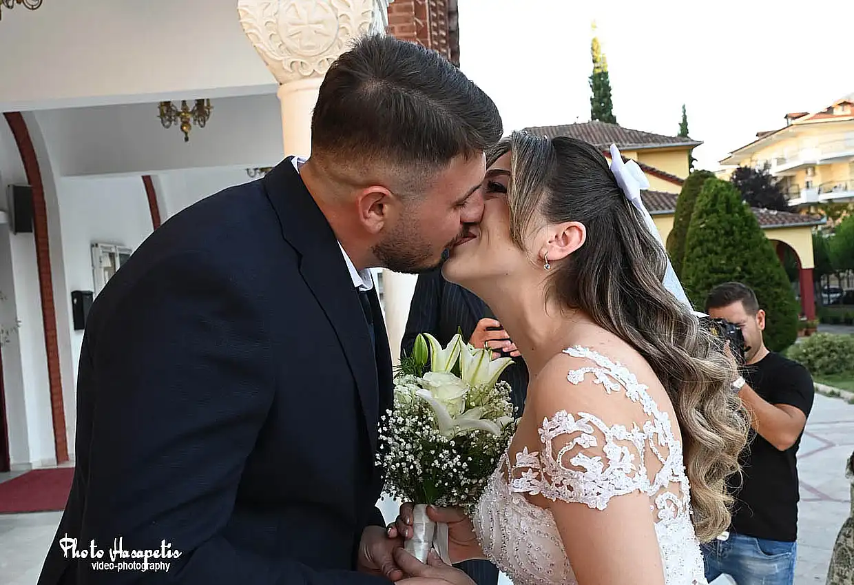 Διπλή χαρά για τον Ευθύμη Τσακίρη και tηn Θωμαή Ντούφα στην Αλεξάνδρεια (εικόνες) Διπλή χαρά για τον Ευθύμη Τσακίρη και Tηn Θωμαή Ντούφα στην Αλεξάνδρεια