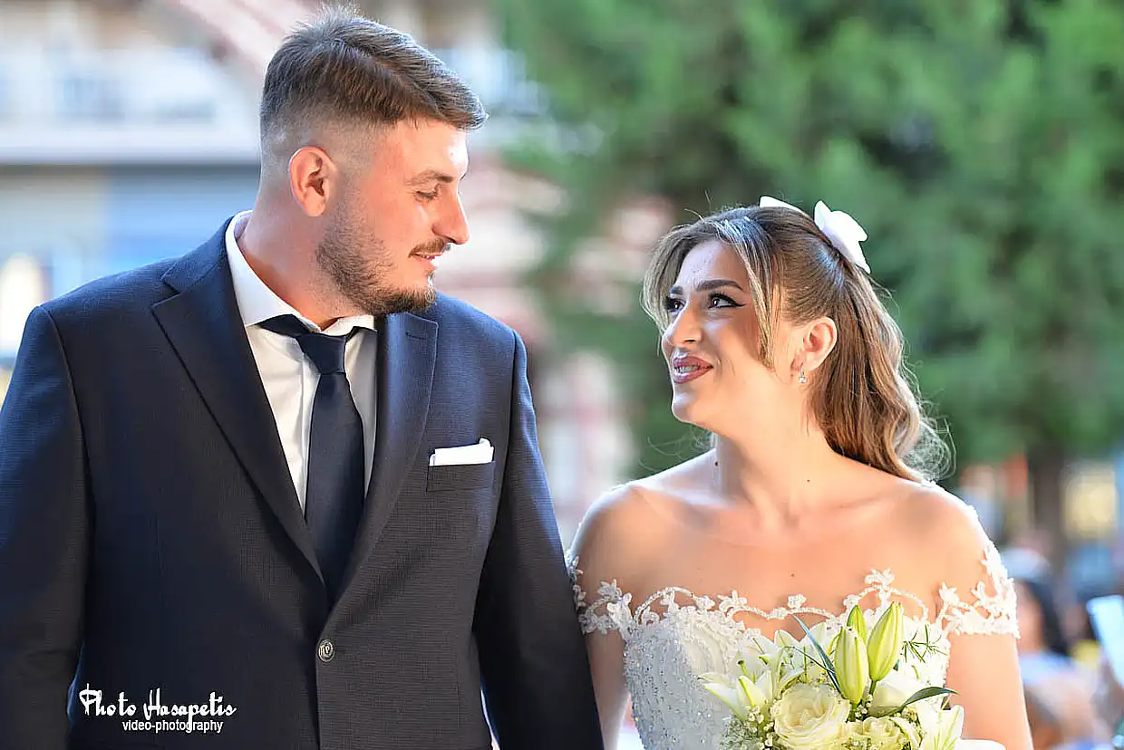 Διπλή χαρά για τον Ευθύμη Τσακίρη και tηn Θωμαή Ντούφα στην Αλεξάνδρεια (εικόνες) Διπλή χαρά για τον Ευθύμη Τσακίρη και Tηn Θωμαή Ντούφα στην Αλεξάνδρεια