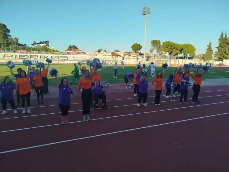 Έπαιξαν για καλό στην Κατερίνη βουλευτές και δημοσιογράφοι (εικόνες) Έπαιξαν για καλό στην Κατερίνη βουλευτές και δημοσιογράφοι