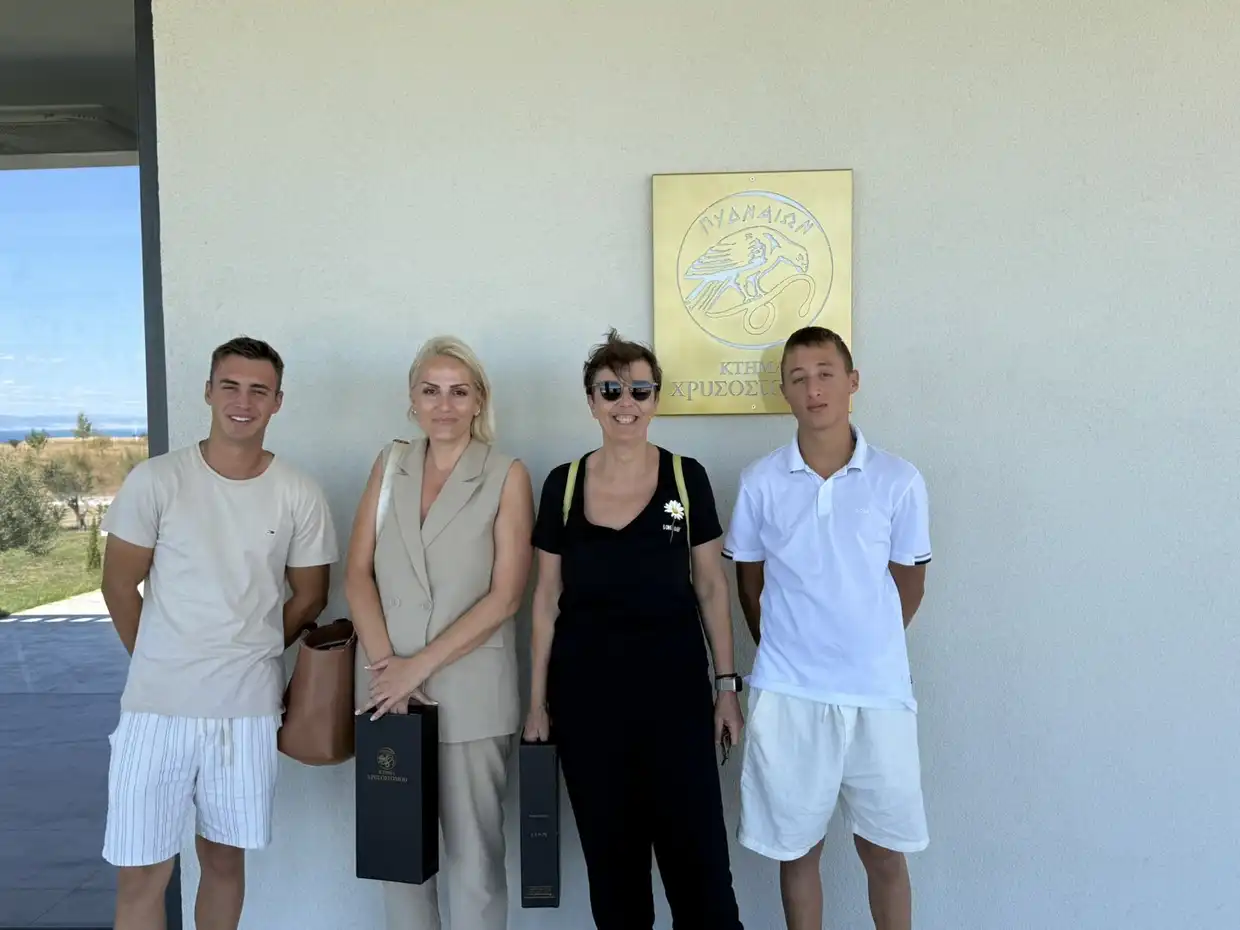 Επίσκεψη της Διευθύντριας του Γραφείου Ε.Ο.Τ. Ισπανίας στην Πιερία Επίσκεψη της Διευθύντριας του Γραφείου Ε.Ο.Τ. Ισπανίας στην Πιερία