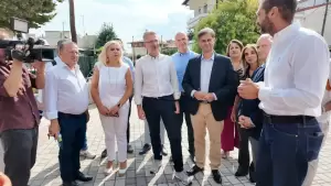 Κατερίνη: Κλιμάκιο Νέας Δημοκρατίας – Ο Άκης Σκέρτσος, Χάρης Θεοχάρης, Γιάννης Ανδριανός στην Πιερία