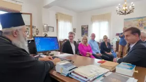 Κατερίνη: Κλιμάκιο Νέας Δημοκρατίας – Ο Άκης Σκέρτσος, Χάρης Θεοχάρης, Γιάννης Ανδριανός στην Πιερία