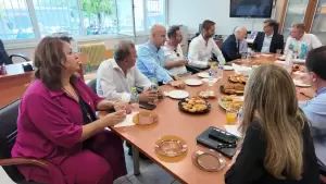 Κατερίνη: Κλιμάκιο Νέας Δημοκρατίας – Ο Άκης Σκέρτσος, Χάρης Θεοχάρης, Γιάννης Ανδριανός στην Πιερία