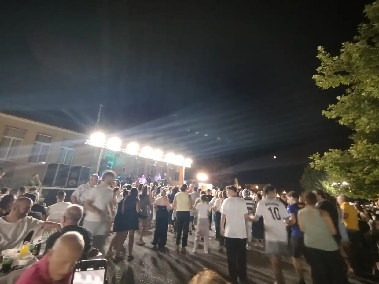 Κεραυνός Μακρυγιάλου: Έγινε με επιτυχία ο ετήσιος χορός Κεραυνός Μακρύγιαλο: Έγινε με επιτυχία ο ετήσιος χορός