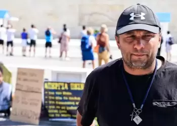 Κοινοβουλευτική Παρέμβαση της ΝΙΚΗΣ για το δίκαιο αίτημα του Πάνου Ρούτσι και των υπολοίπων συγγενών των θυμάτων των Τεμπών