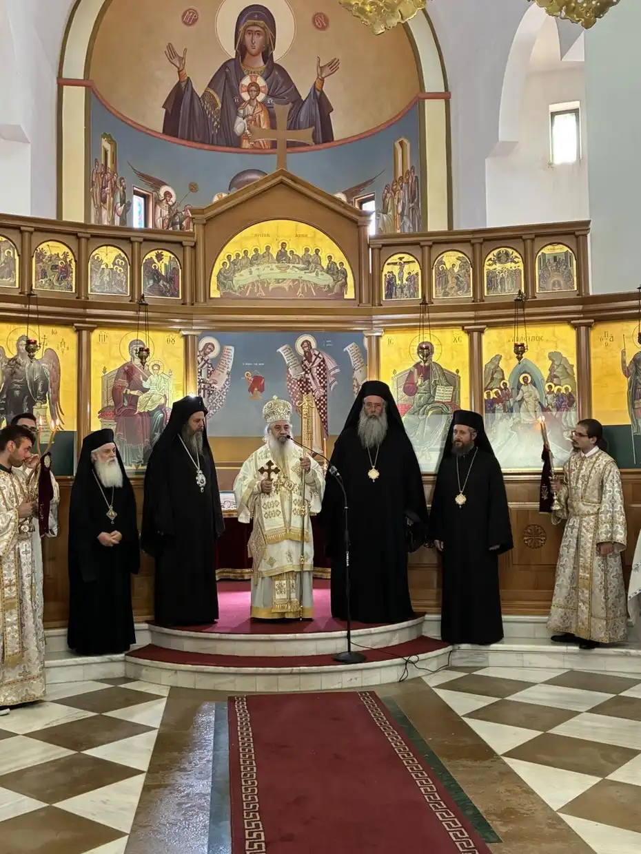 Ο Μητροπολίτης Κίτρους στην Ενθρόνιση του Μητροπολίτη Αργυρόκαστρου Ο Μητροπολίτης Κίτρους στην Ενθρόνιση του Μητροπολίτη Αργυρόκαστρου