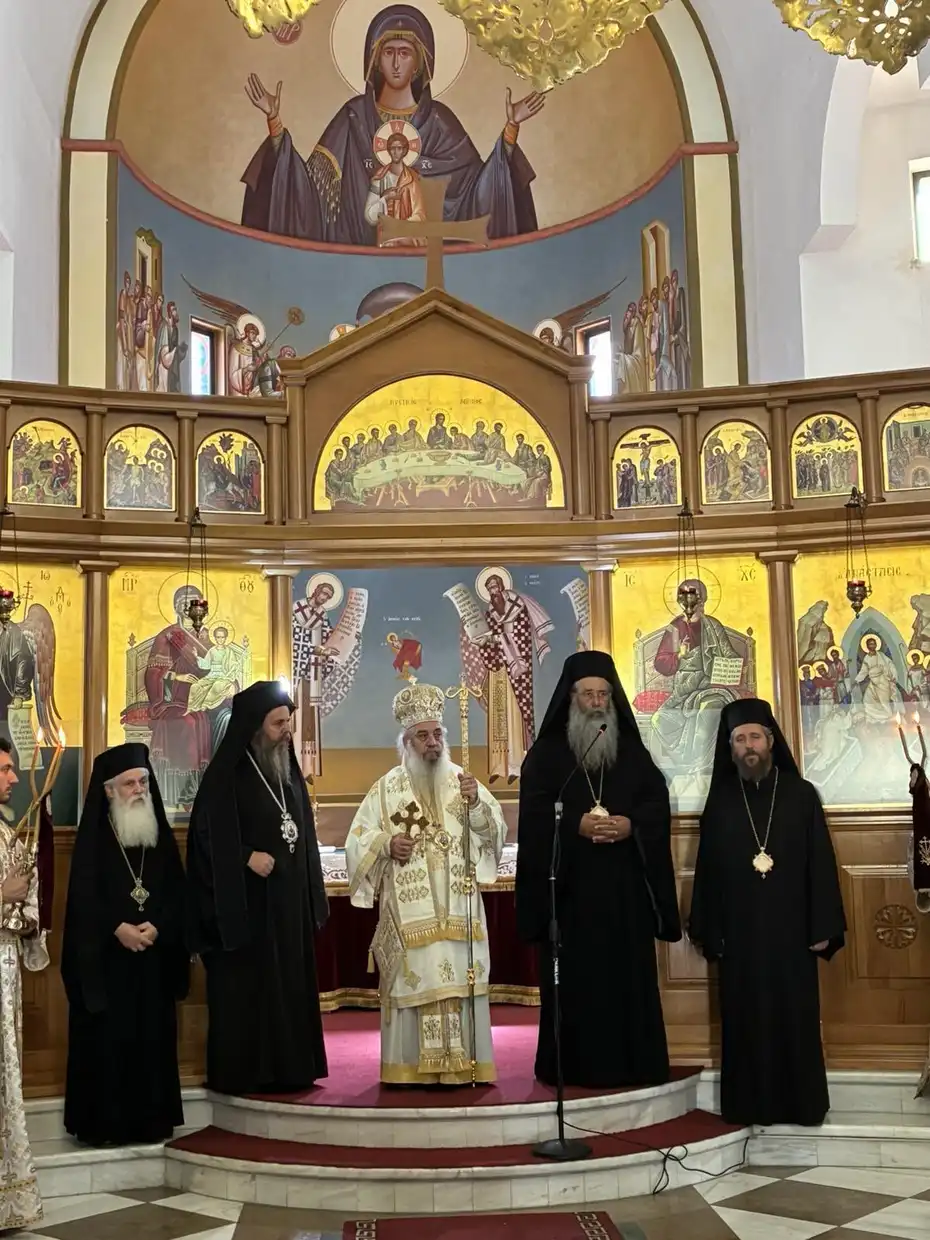 Ο Μητροπολίτης Κίτρους στην Ενθρόνιση του Μητροπολίτη Αργυρόκαστρου Ο Μητροπολίτης Κίτρους στην Ενθρόνιση του Μητροπολίτη Αργυρόκαστρου