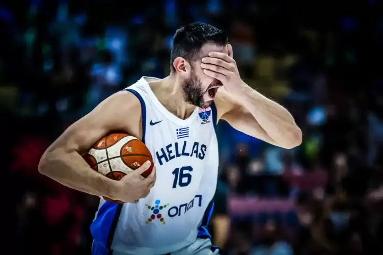 Μόνη της έμπλεξε η Εθνική Ελλάδας, μόνη της θα ξεμπλέξει…