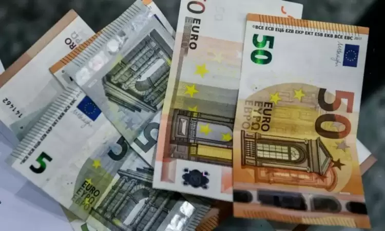 Οδικός χάρτης ενισχύσεων 2025-2026: Πώς θα διανεμηθούν €2,5 δισ. σε 5 εκατ. πολίτες Οδικός χάρτης ενισχύσεων 2025 2026: Πώς θα διανεμηθούν €2,5 δισ. σε 5 εκατ. πολίτες