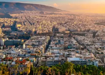 Όσα πρέπει να ξέρουν οι ιδιοκτήτες – Τι αλλάζει σε τεκμήρια, ΦΠΑ νεόδμητων και κίνητρα αναβάθμισης