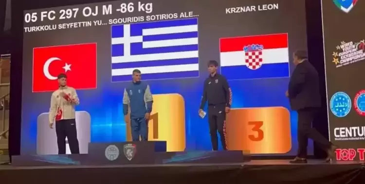 Πανευρωπαϊκός Πρωταθλητής Kickboxing ο Σγουρίδης Σωτήρης-Αλέξανδρος στο Τζεσόλο (vid & pics) Πανευρωπαϊκός Πρωταθλητής Kickboxing ο Σγουρίδης Σωτήρης Αλέξανδρος στο Τζεσόλο