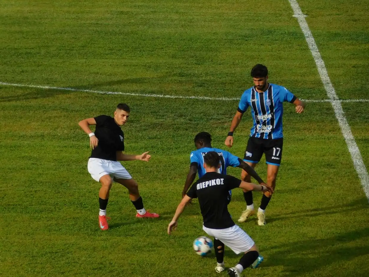 Πιερικός – ΑΕ Μυκόνου 0 2: Σε ρηχά νερά