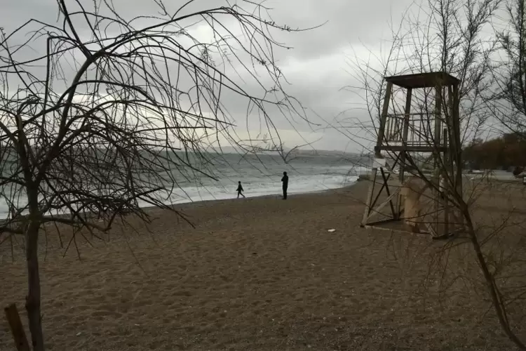 Πώς θα είναι ο καιρός σε Κατερίνη και Πιερία σήμερα Πέμπτη, 25 Σεπτεμβρίου 2025: Αίθριος με νεφώσεις και τοπικές μπόρες