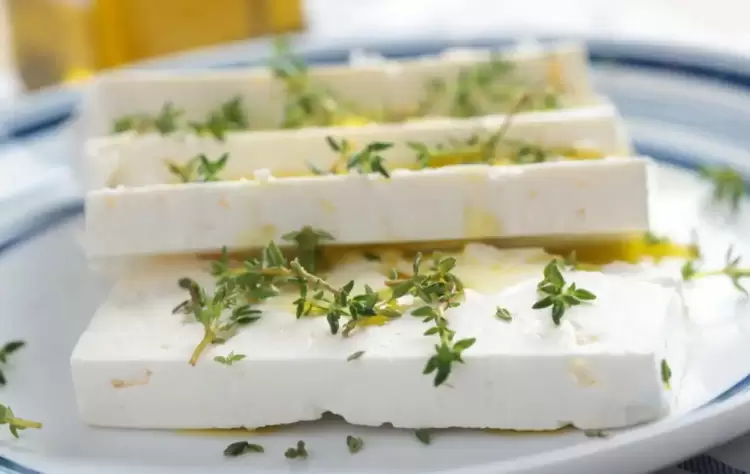 Πόσο κινδυνεύει η φέτα από την ευλογιά των προβάτων - Οι κτηνοτρόφοι δοκιμάζονται σκληρά Πόσο κινδυνεύει η φέτα από την ευλογιά των προβάτων – Οι κτηνοτρόφοι δοκιμάζονται σκληρά