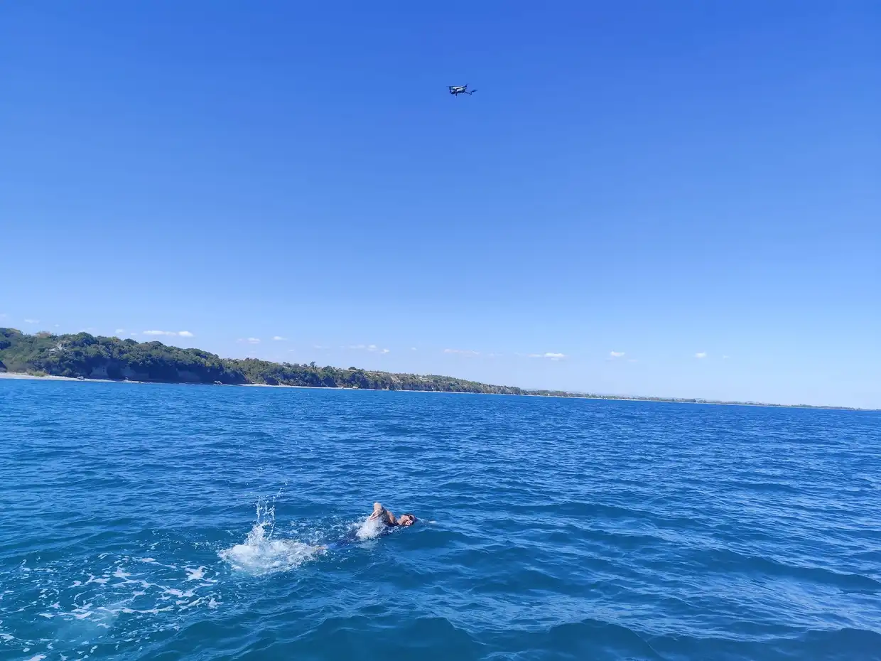 Ρεκόρ αγάπης: Κολύμπησε 41 χλμ για τις ακτές της Πιερίας!