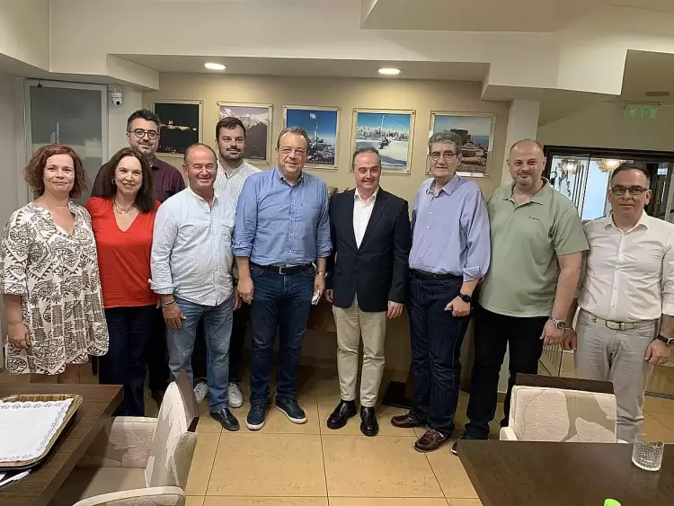 Ο Σωκράτης Φάμελλος στην Κατερίνη – Συναντήσεις με φορείς και πολίτες – Συνεχής Ενημέρωση (Φωτορεπορταζ & βίντεο)