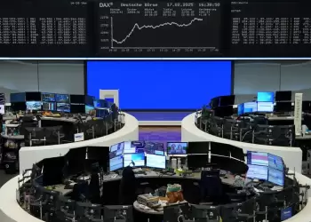 Χρηματιστήρια σε αναταραχή: Γιατί οι αγορές στρέφονται στον χρυσό Χρηματιστήρια σε αναταραχή: Γιατί οι αγορές στρέφονται στον χρυσό