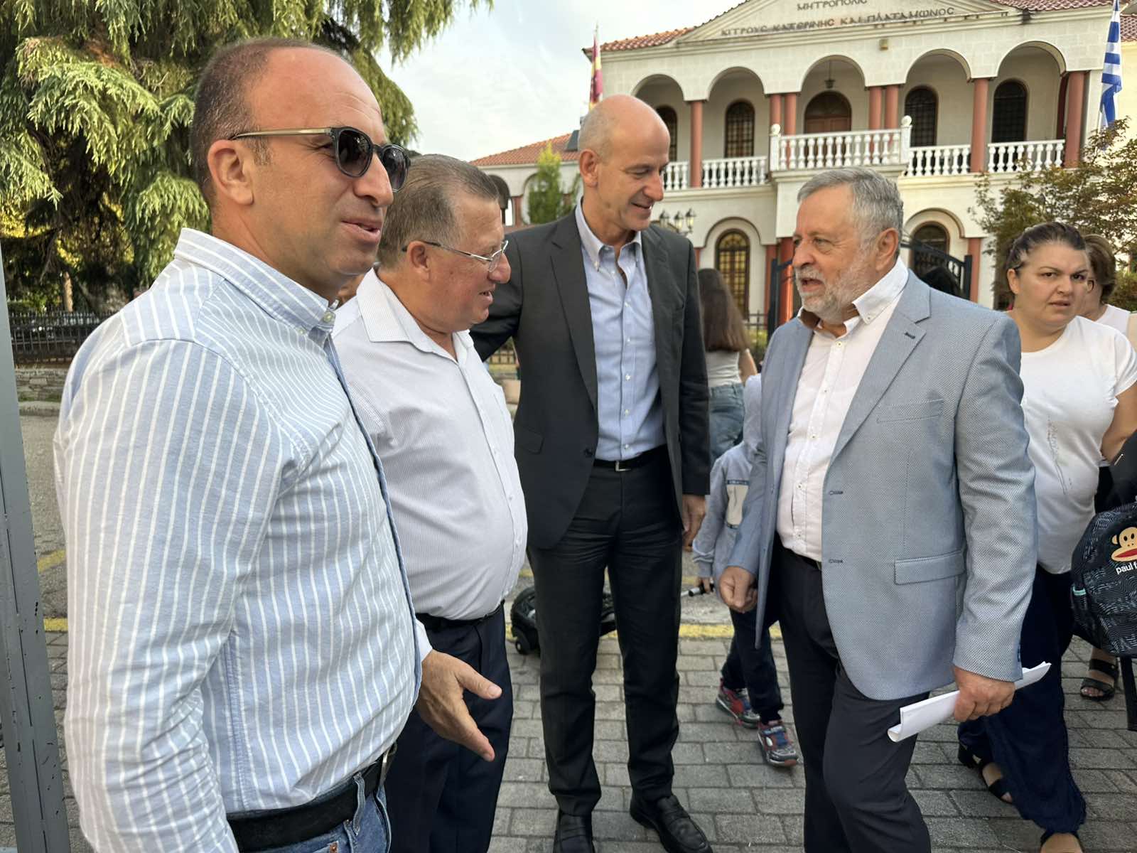 Κατερίνη: Το πρώτο κουδούνι και ο αγιασμός στα σχολεία της πόλης εικόνα Viber 2025 09 11 08 38 34 348