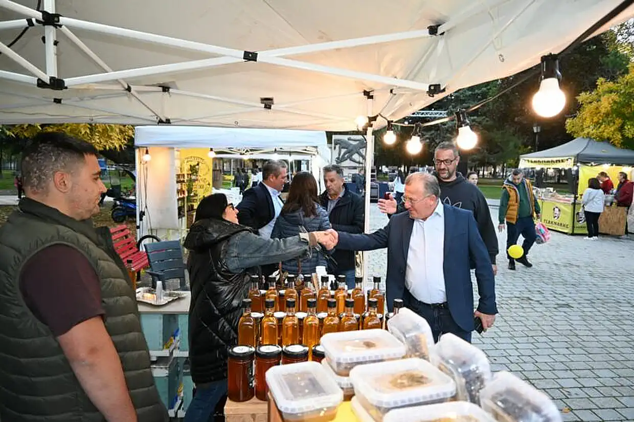 5η Γιορτή Μελιού Πιερίας: Η πιο γλυκιά εμπειρία στο Δημοτικό Πάρκο Κατερίνης 5η Γιορτή Μελιού Πιερίας: Η πιο γλυκιά εμπειρία στο Δημοτικό Πάρκο Κατερίνης