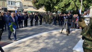 H Κατερίνη Τιμά την 28η Οκτωβρίου – Δοξολογία, κατάθεση στεφάνων και παρέλαση (Φωτορεπορτάζ & Συνεχής Ενημέρωση)