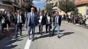 H Κατερίνη Τιμά την 28η Οκτωβρίου – Δοξολογία, κατάθεση στεφάνων και παρέλαση (Φωτορεπορτάζ & Συνεχής Ενημέρωση)