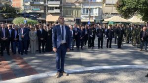 H Κατερίνη Τιμά την 28η Οκτωβρίου – Δοξολογία, κατάθεση στεφάνων και παρέλαση (Φωτορεπορτάζ & Συνεχής Ενημέρωση)