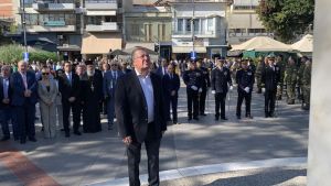 H Κατερίνη Τιμά την 28η Οκτωβρίου – Δοξολογία, κατάθεση στεφάνων και παρέλαση (Φωτορεπορτάζ & Συνεχής Ενημέρωση)