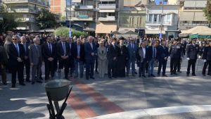 H Κατερίνη Τιμά την 28η Οκτωβρίου – Δοξολογία, κατάθεση στεφάνων και παρέλαση (Φωτορεπορτάζ & Συνεχής Ενημέρωση)