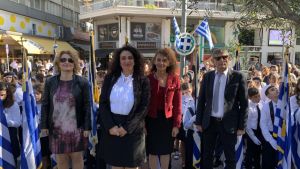 H Κατερίνη Τιμά την 28η Οκτωβρίου – Δοξολογία, κατάθεση στεφάνων και παρέλαση (Φωτορεπορτάζ & Συνεχής Ενημέρωση)